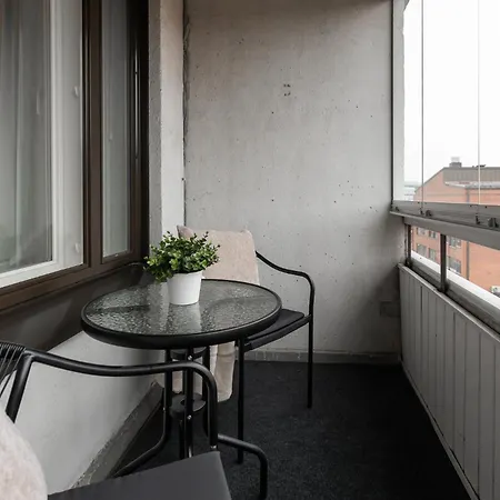 Apartment Spacious 1br With Balcony By Nordic Collection