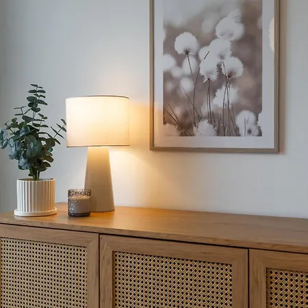 Spacious 1br With Balcony By Nordic Collection Apartment *